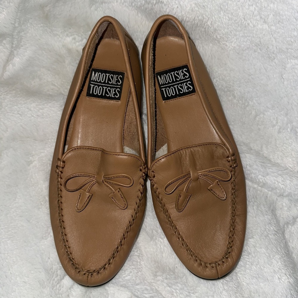 Mootsies Tootsies Shoes Womens 7M Tan Brown Leather Loafers Moccasin Flats Molly